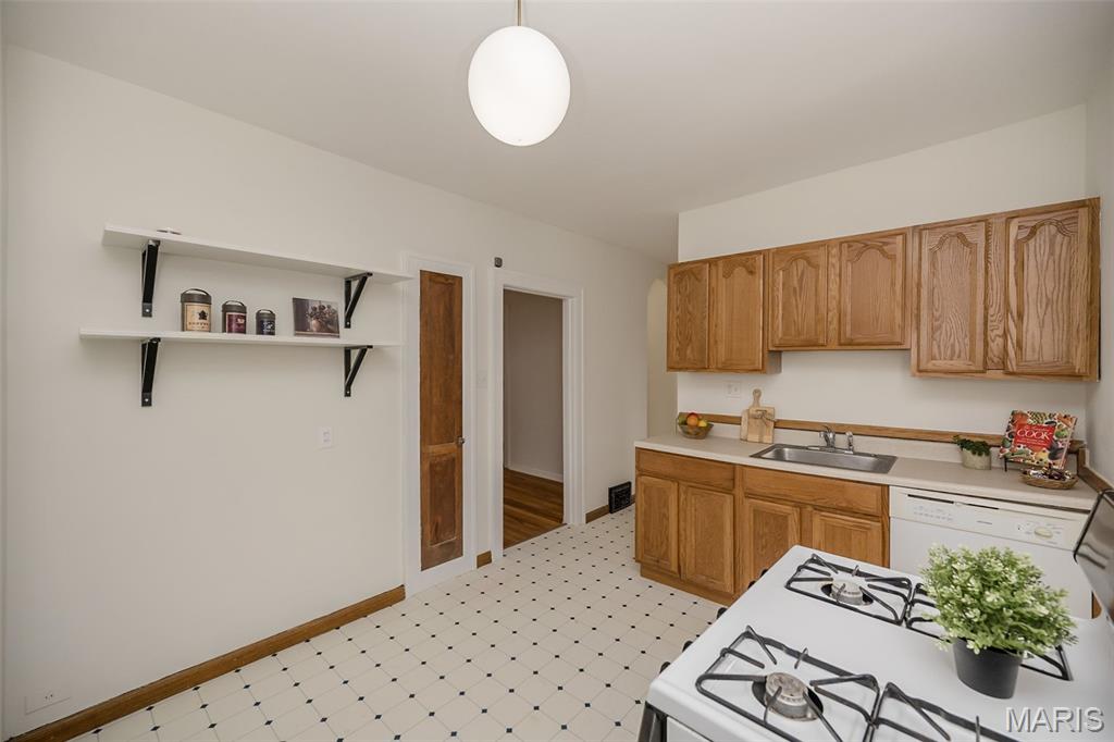 University Park - Residential Income