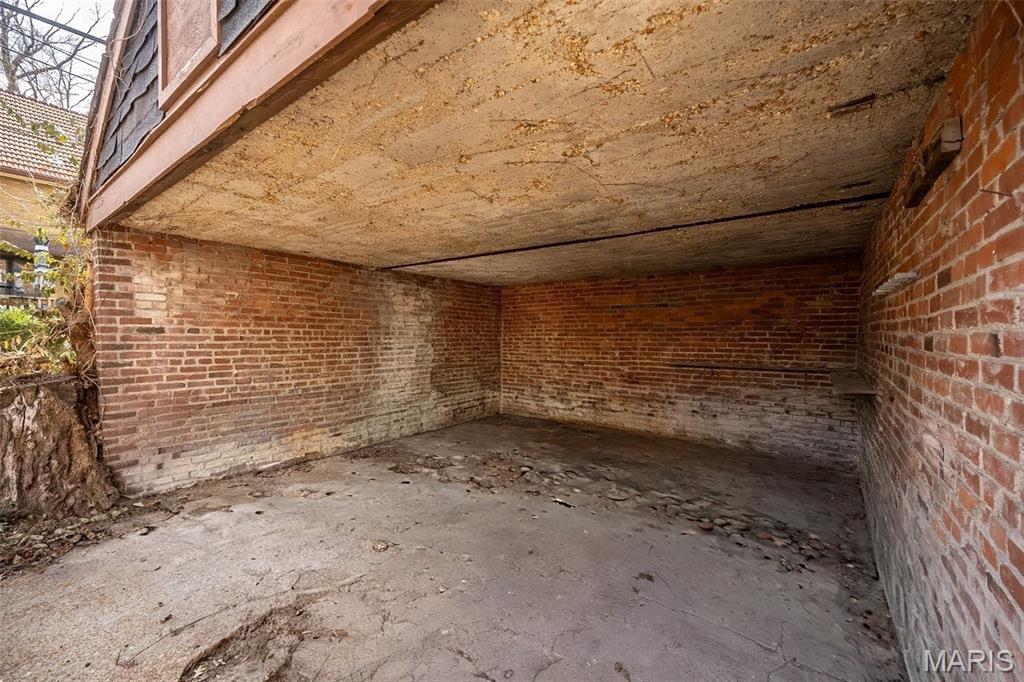 University Park - Residential Income