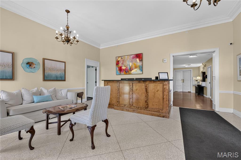 900 S Hanley Road 4C