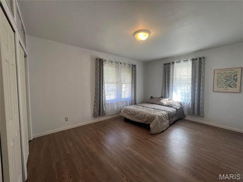 Tiny photo for 19 Shumate Avenue, St Ann, MO 63043 (MLS # 26018332)