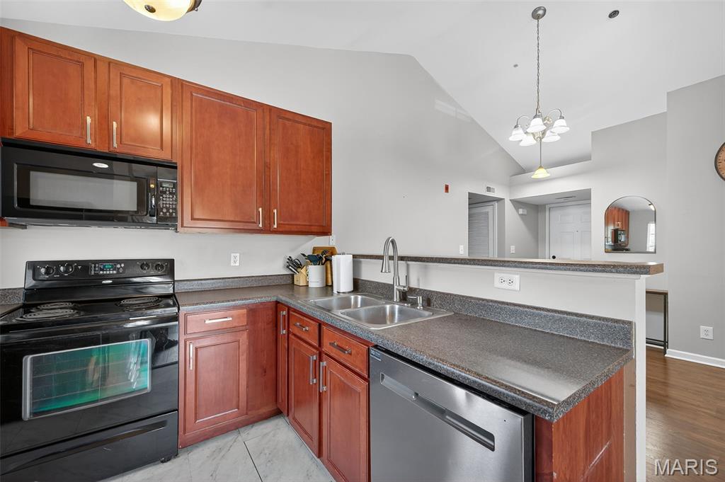 Springhurst Terrace #5 - Residential