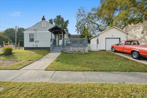 Tiny photo for 3033 Doddridge Avenue, Maryland Heights, MO 63043 (MLS # 26069176)