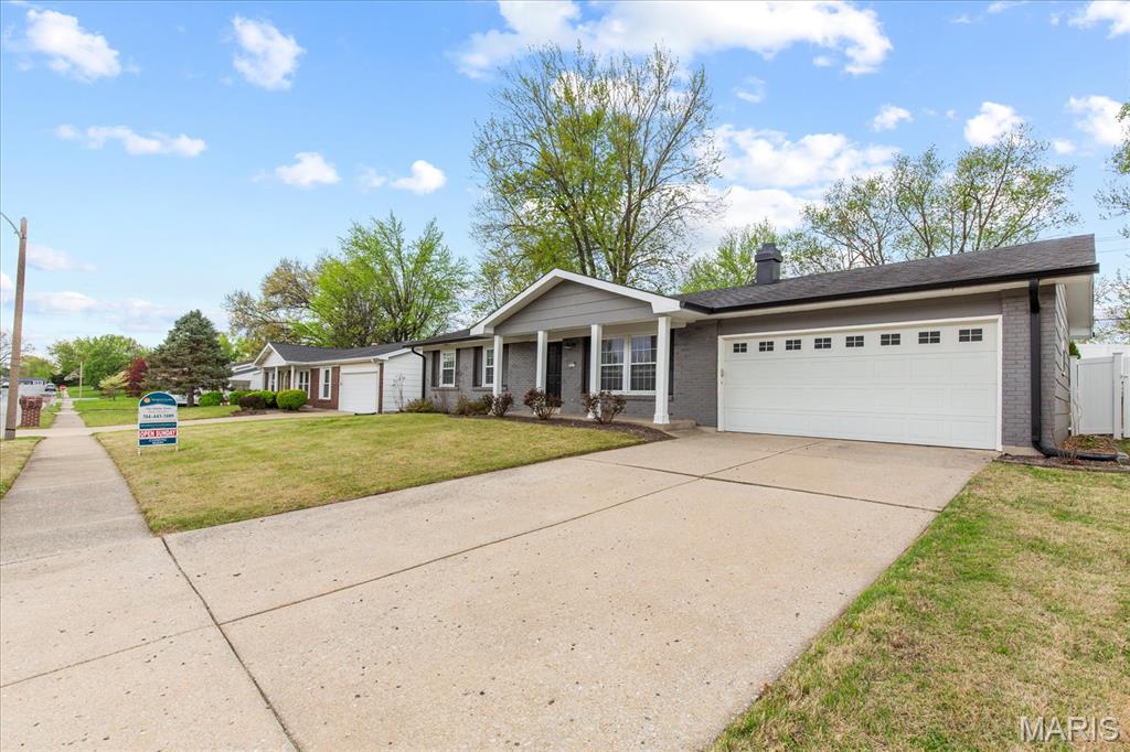 Elmwood Manor #7 - Residential