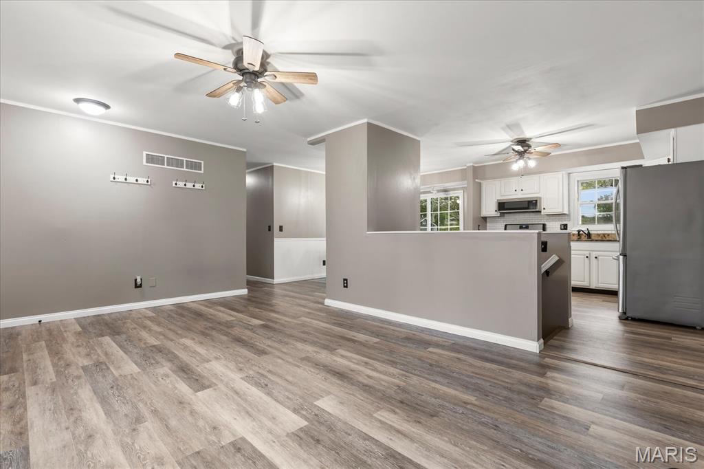 Elmwood Manor #7 - Residential