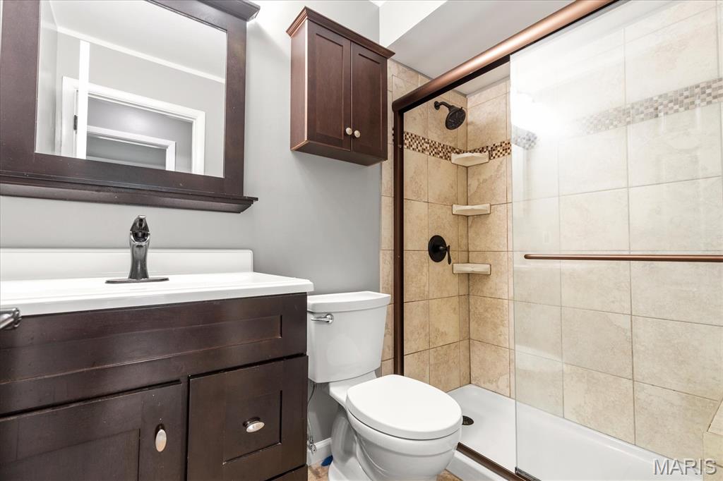 Elmwood Manor #7 - Residential