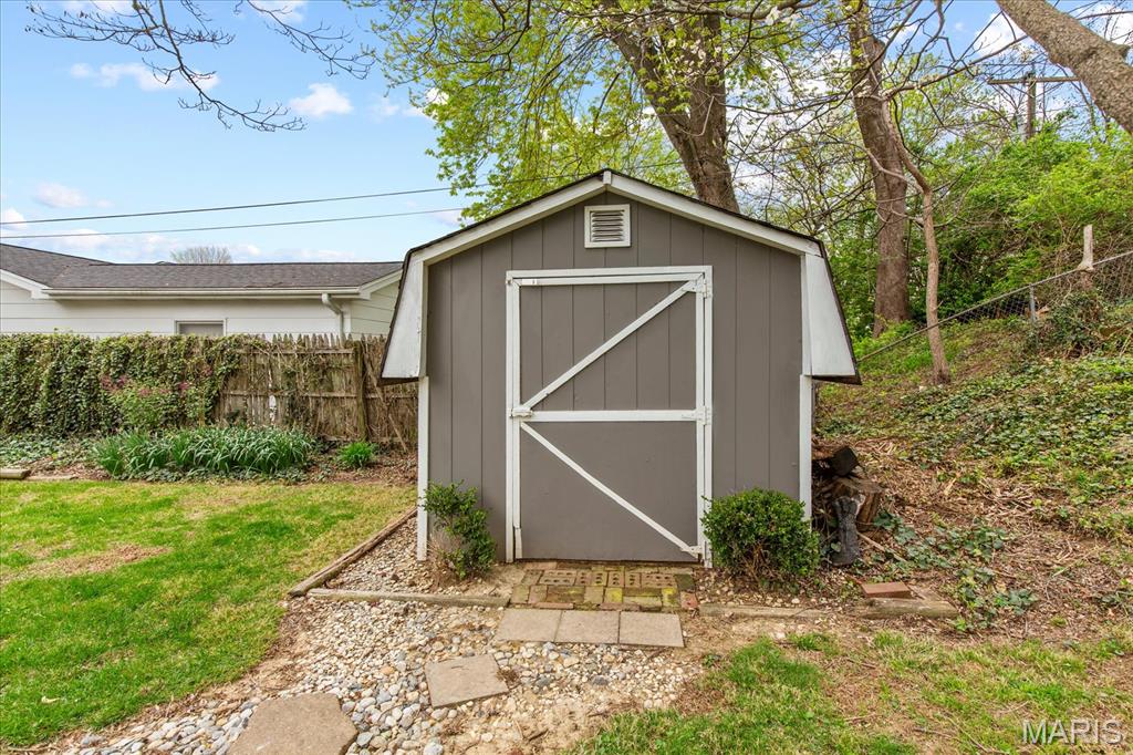 Elmwood Manor #7 - Residential