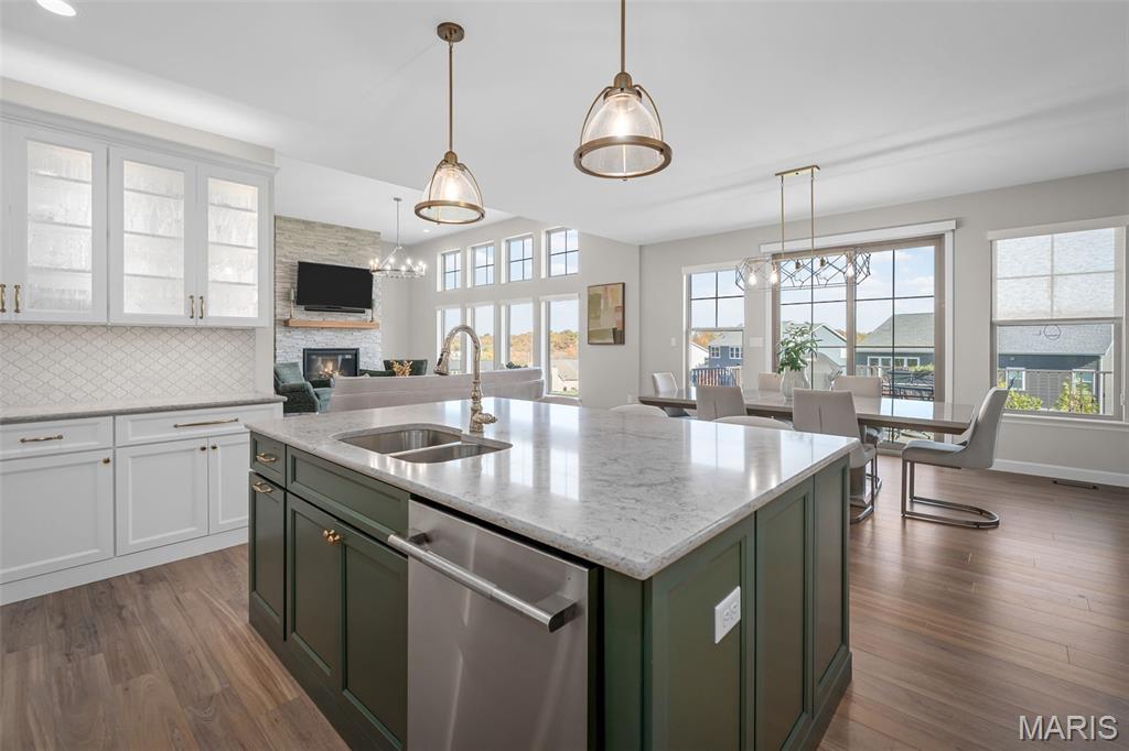 Windsor Park #3 - Residential