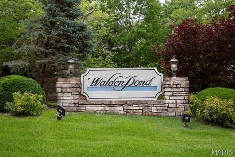 Photo of 1910 Walden Pond Court, Chesterfield, MO 63005 (MLS # 25040719)