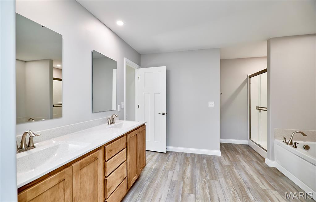 Peruque Creek Mannor - Residential