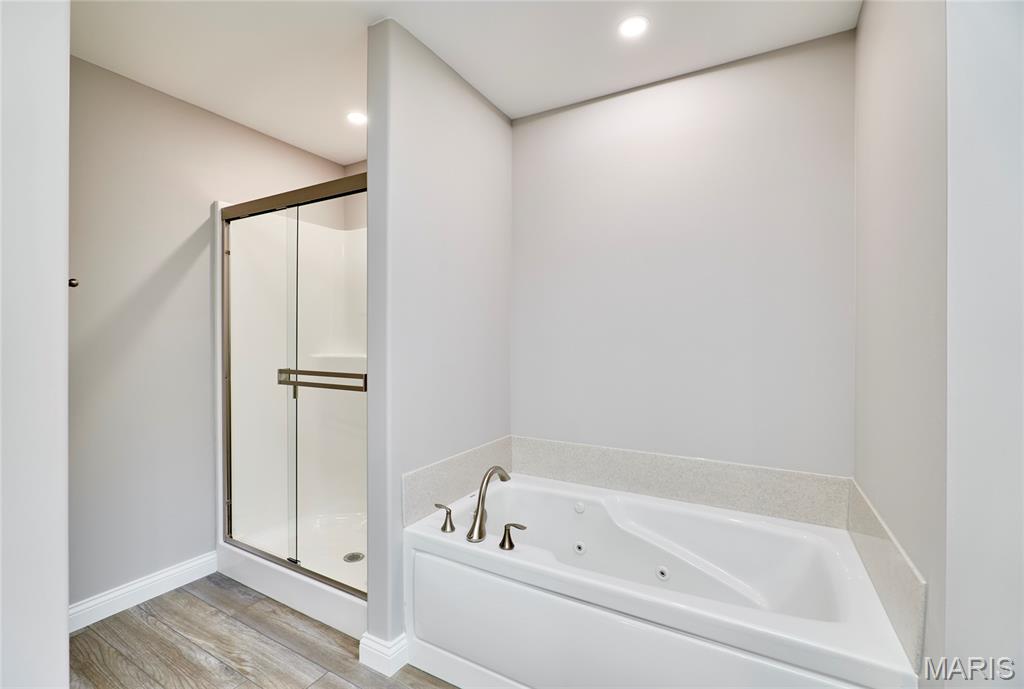 Peruque Creek Mannor - Residential