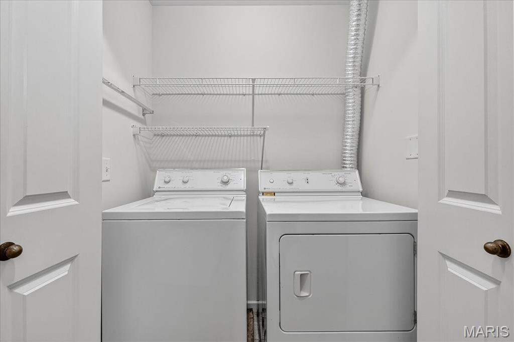 St Charles, Missouri 63303, United States, 2 Bedrooms Bedrooms, ,2 BathroomsBathrooms,Residential,Active,216472