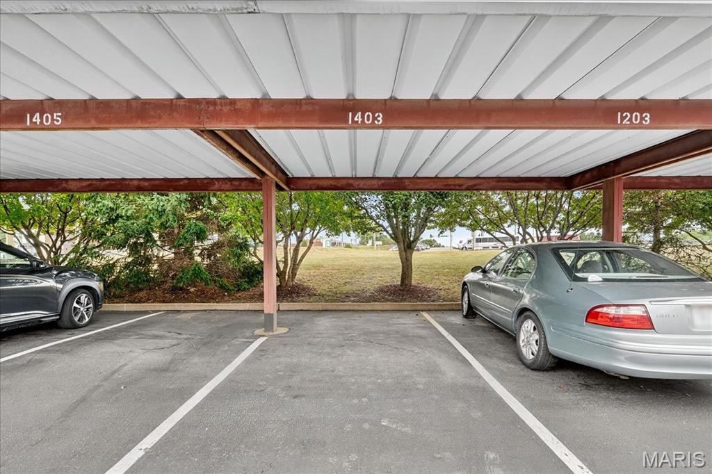 St Charles, Missouri 63303, United States, 2 Bedrooms Bedrooms, ,2 BathroomsBathrooms,Residential,Active,216472