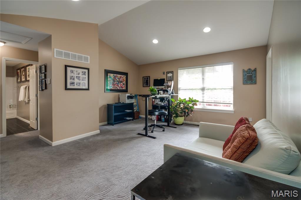 Oak Estates - Residential