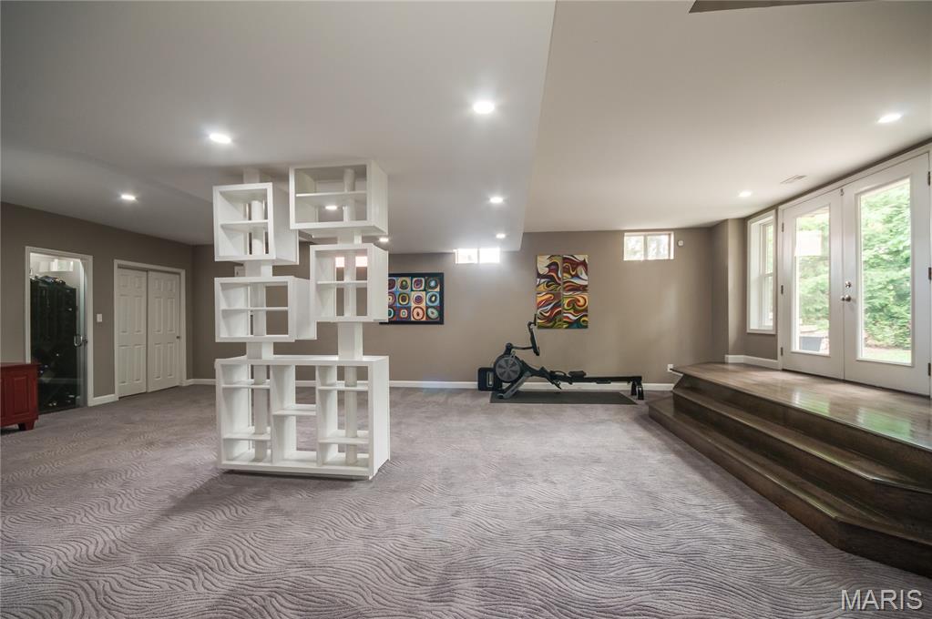 Oak Estates - Residential