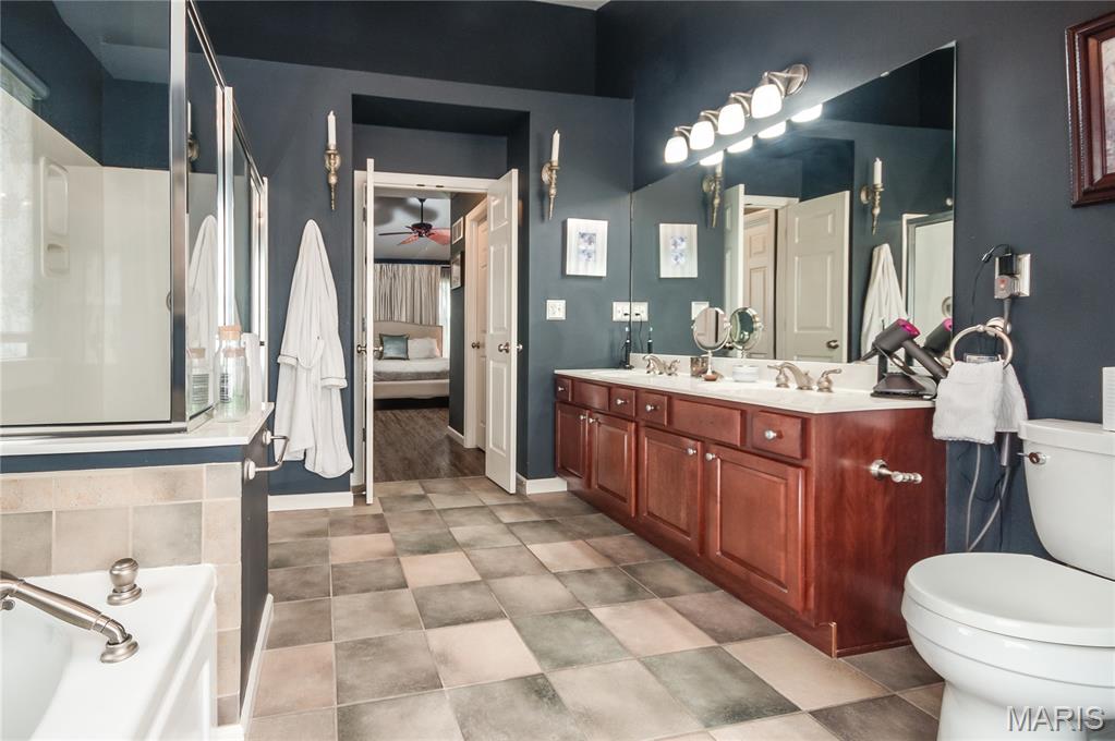 Oak Estates - Residential