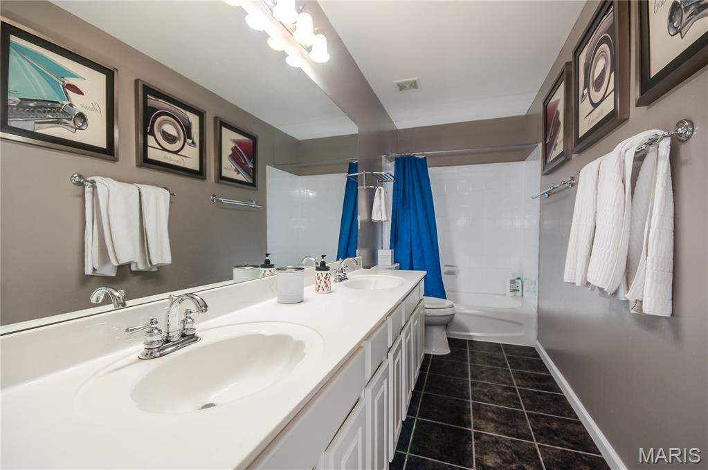 Oak Estates - Residential