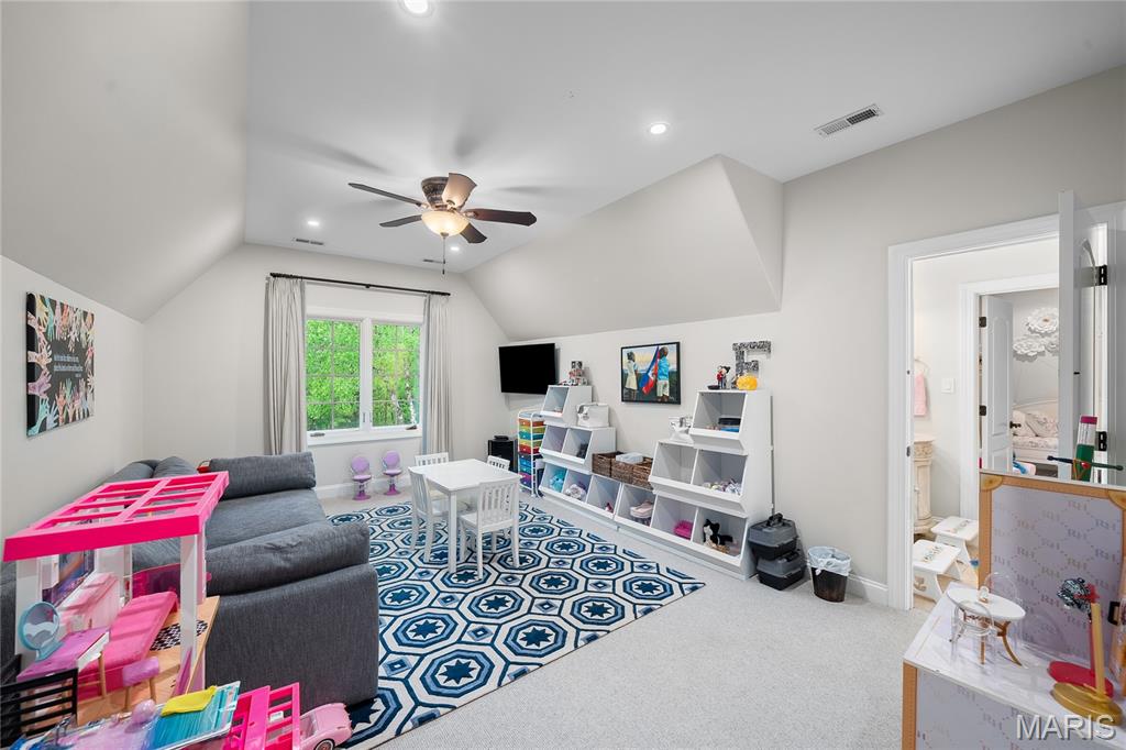 St. Albans Bluffs - Residential