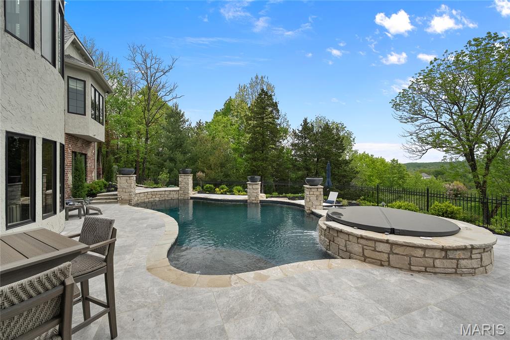 St. Albans Bluffs - Residential