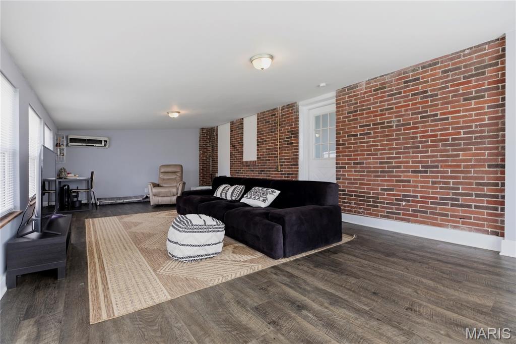 McLeans - Residential