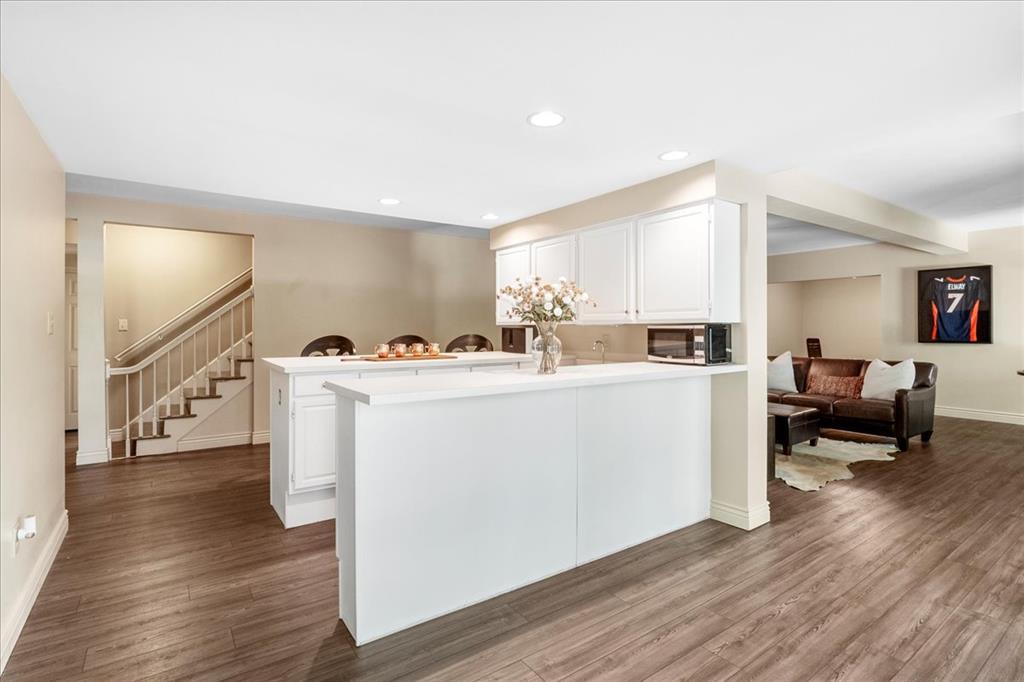 Wildwood, Missouri 63011, United States, 5 Bedrooms Bedrooms, ,3 BathroomsBathrooms,Residential,Pending,139692