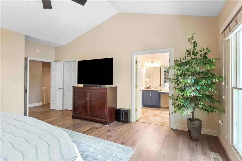 Wildwood, Missouri 63011, United States, 5 Bedrooms Bedrooms, ,3 BathroomsBathrooms,Residential,Pending,139692