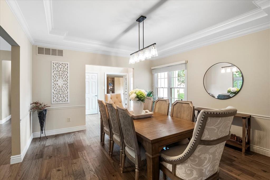 Wildwood, Missouri 63011, United States, 5 Bedrooms Bedrooms, ,3 BathroomsBathrooms,Residential,Pending,139692