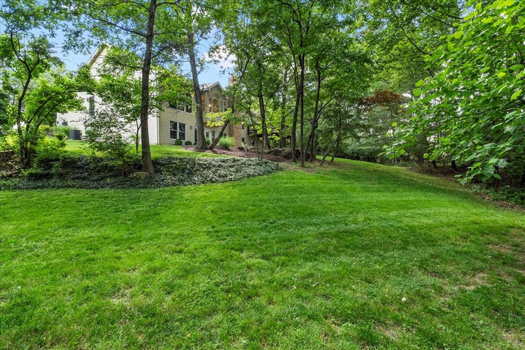 Wildwood, Missouri 63011, United States, 5 Bedrooms Bedrooms, ,3 BathroomsBathrooms,Residential,Pending,139692