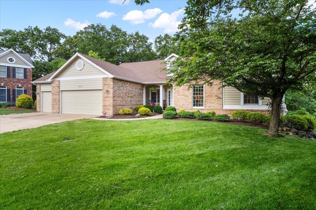 Wildwood, Missouri 63011, United States, 5 Bedrooms Bedrooms, ,3 BathroomsBathrooms,Residential,Pending,139692