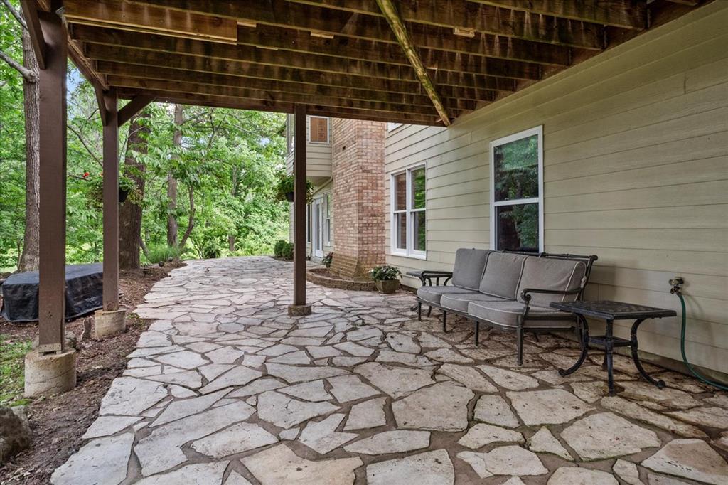 Wildwood, Missouri 63011, United States, 5 Bedrooms Bedrooms, ,3 BathroomsBathrooms,Residential,Pending,139692