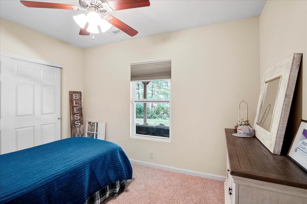 Wildwood, Missouri 63011, United States, 5 Bedrooms Bedrooms, ,3 BathroomsBathrooms,Residential,Pending,139692