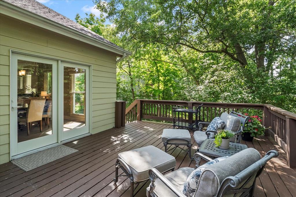 Wildwood, Missouri 63011, United States, 5 Bedrooms Bedrooms, ,3 BathroomsBathrooms,Residential,Pending,139692