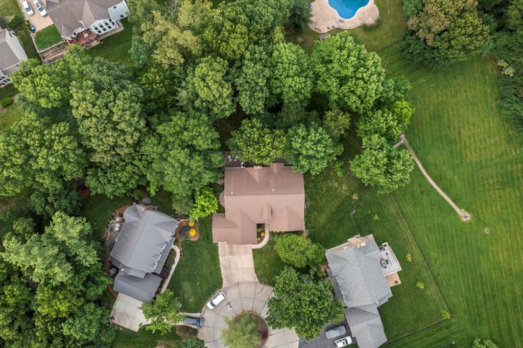 Wildwood, Missouri 63011, United States, 5 Bedrooms Bedrooms, ,3 BathroomsBathrooms,Residential,Pending,139692