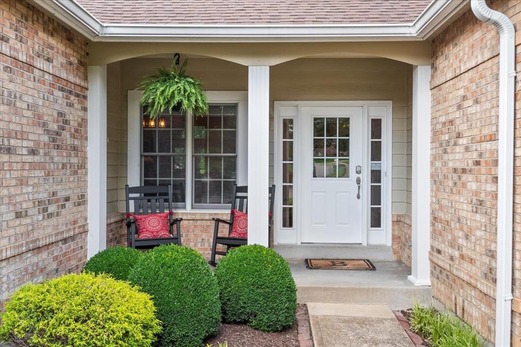 Wildwood, Missouri 63011, United States, 5 Bedrooms Bedrooms, ,3 BathroomsBathrooms,Residential,Pending,139692