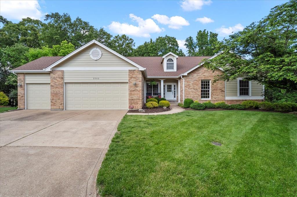 Wildwood, Missouri 63011, United States, 5 Bedrooms Bedrooms, ,3 BathroomsBathrooms,Residential,Pending,139692