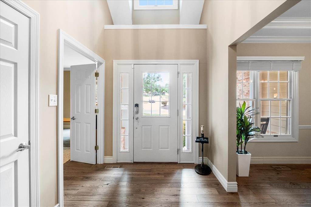 Wildwood, Missouri 63011, United States, 5 Bedrooms Bedrooms, ,3 BathroomsBathrooms,Residential,Pending,139692