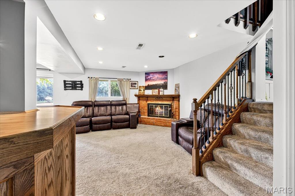 Wentzville, Missouri 63385, United States, 4 Bedrooms Bedrooms, ,3 BathroomsBathrooms,Residential,Active,187336