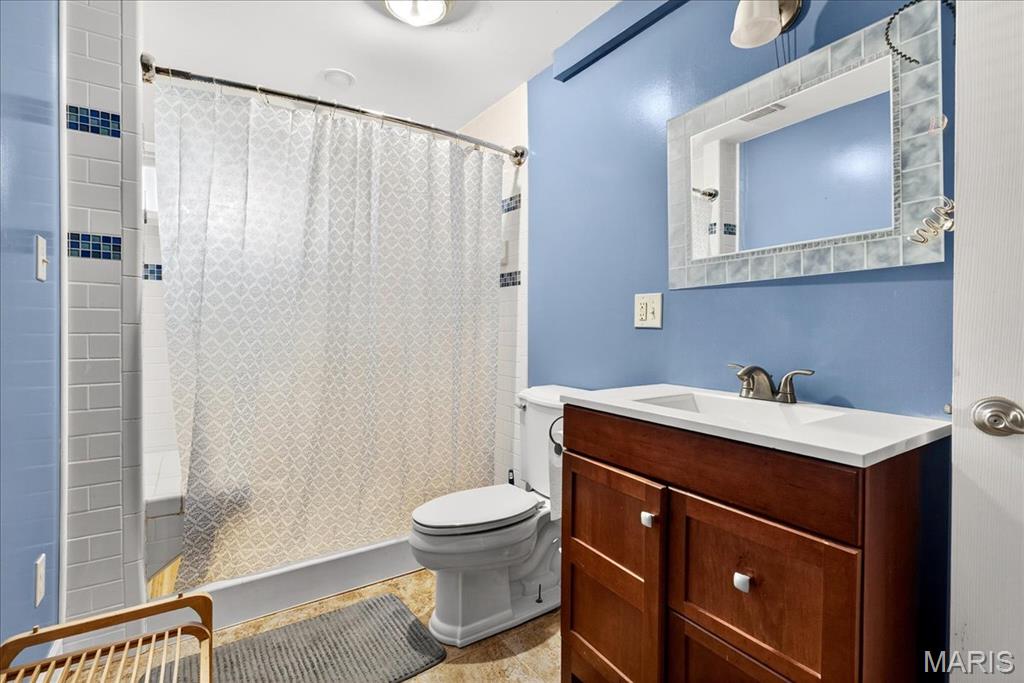 Wentzville, Missouri 63385, United States, 4 Bedrooms Bedrooms, ,3 BathroomsBathrooms,Residential,Active,187336