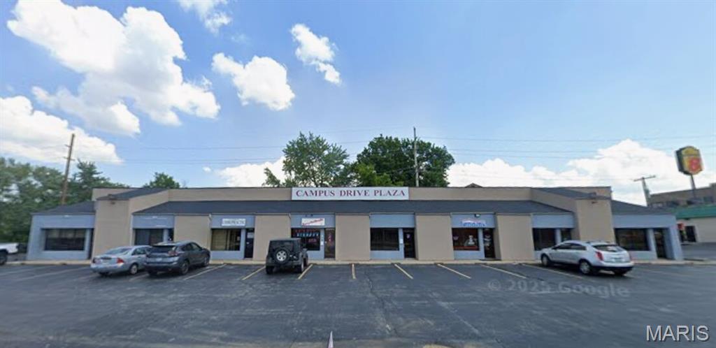 Photo 1 of 15 — 2040 Campus Drive, St Charles, MO 63301