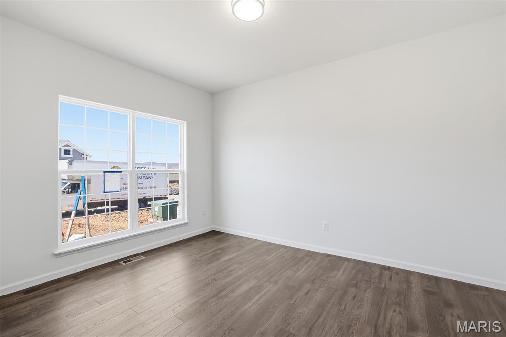 24 Bluestem Court