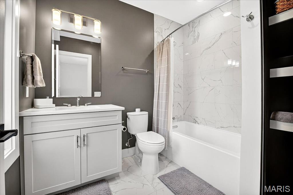 Alamo Townhme - Residential