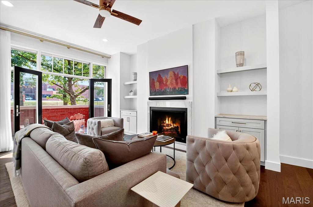 Alamo Townhme - Residential