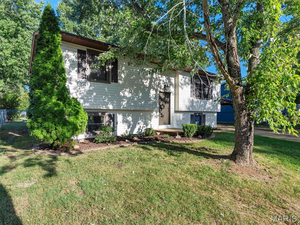 602 Bon Oaks Drive