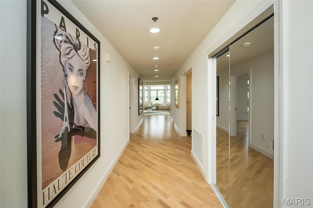 City Place Condo Ph 1 - Residential