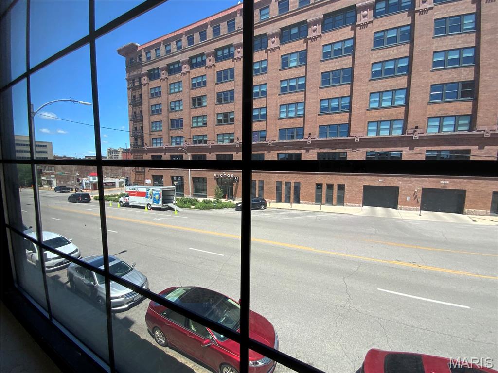 unknown - Commercial Sale