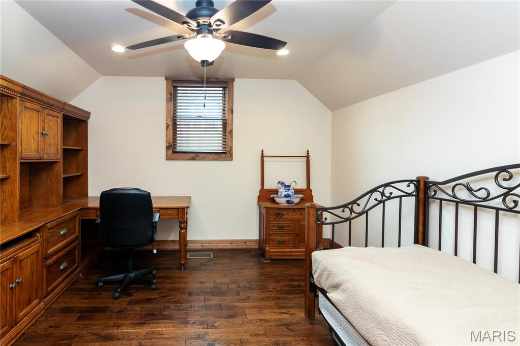 Hollows at Frisco Hill - Residential