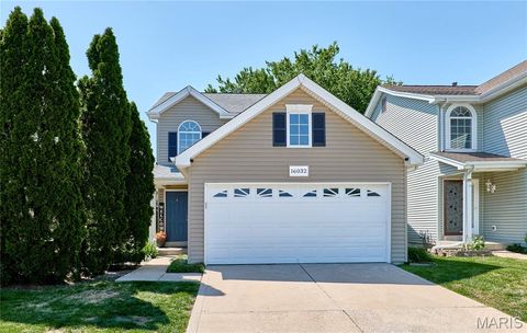 Photo of 16032 Sandalwood Creek Drive, Wildwood, MO 63038 (MLS # 26026679)