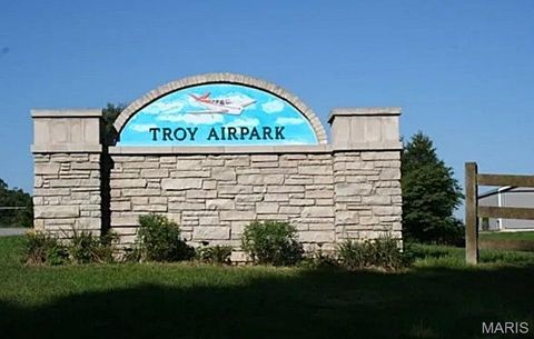 Tiny photo for 431 Piper Court, Troy, MO 63379 (MLS # 25083008)