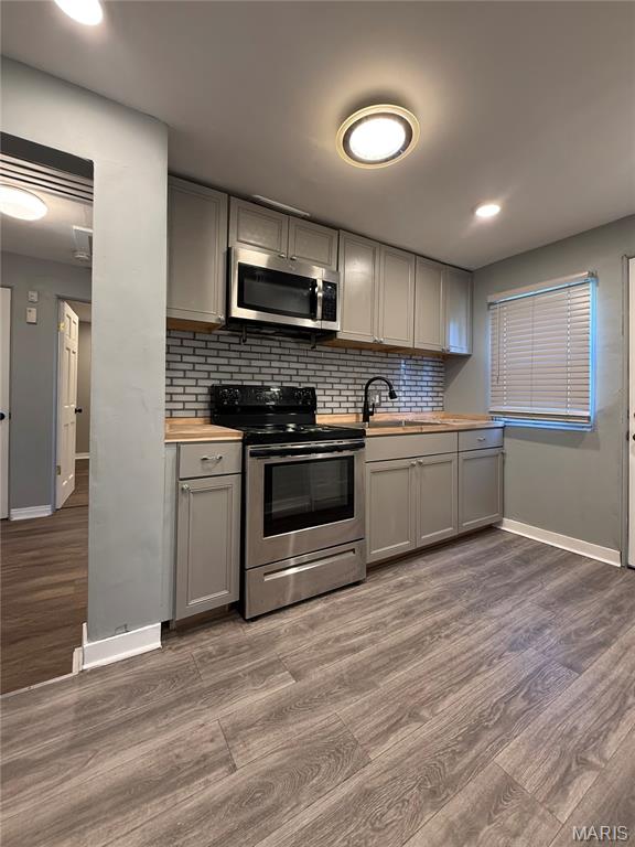 St Louis, Missouri 63121, United States, 3 Bedrooms Bedrooms, ,1 BathroomBathrooms,Residential,Active,227231