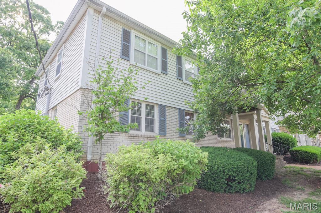 Brentwood Forest Condo Ph Four - Residential