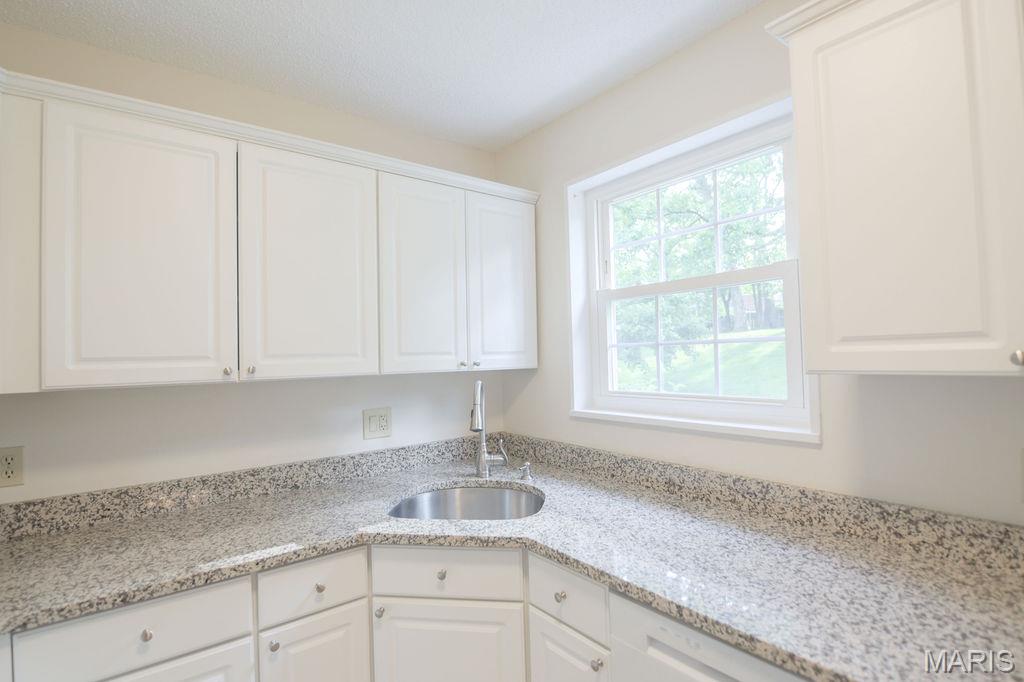 Brentwood Forest Condo Ph Four - Residential